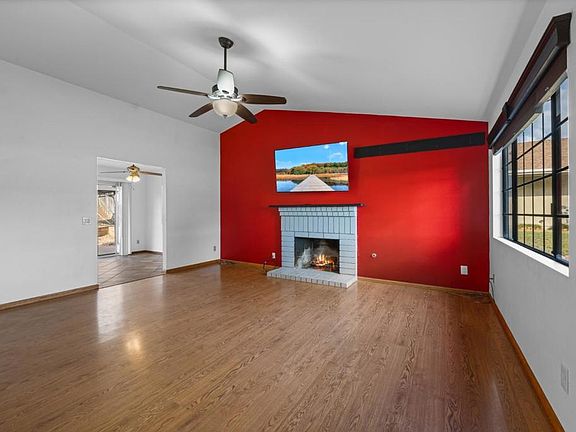 2nd image of 10254 Princess Joann Rd