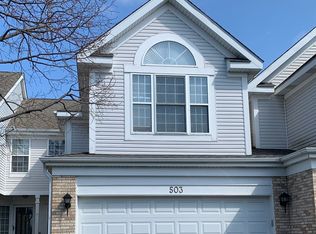 503 Citadel Cir, Westmont, IL 60559