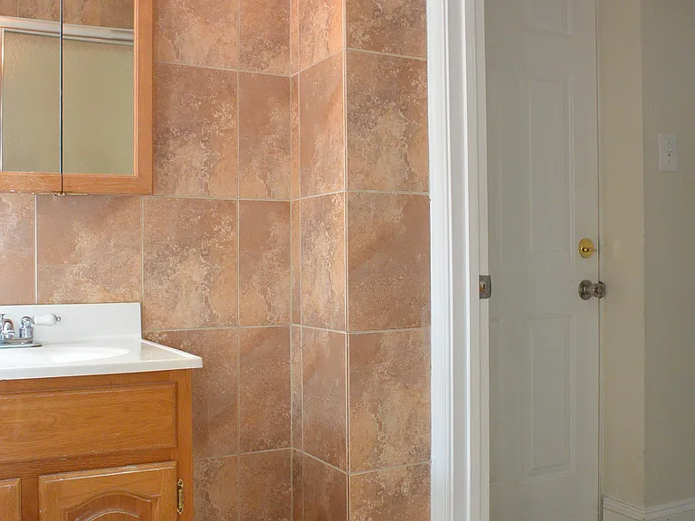924 Light St #A — Photo 7