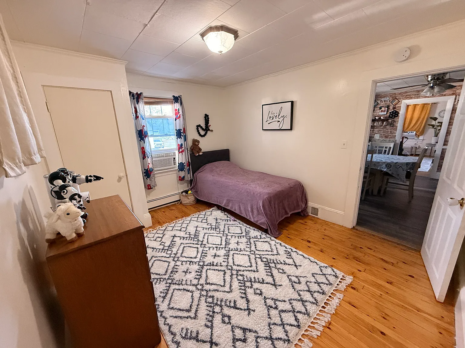 3 bed, $2,700 — Photo 3