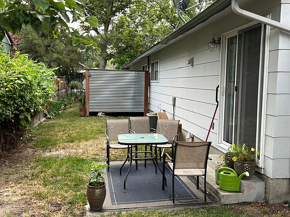 4th image of 1811 N 12th St