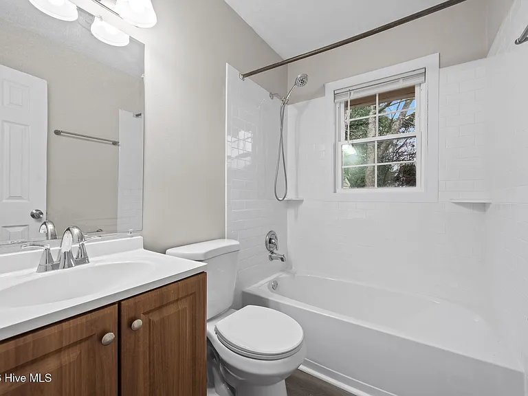 43 Sophia Dr #B — Photo 9