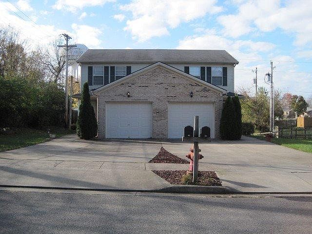 1st image of 401 Anthony Dr #403
