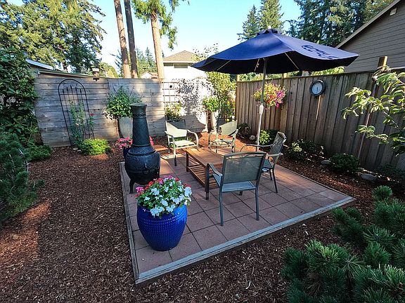  3 Patios, Plus covered area