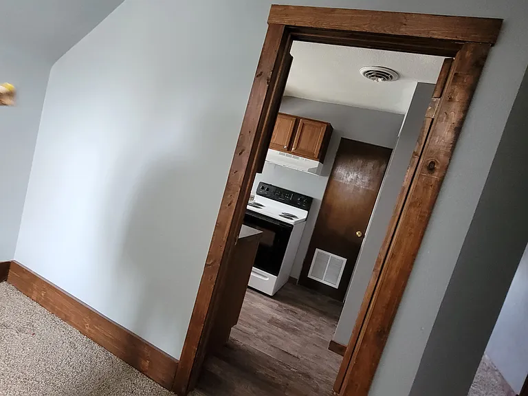 505 E 2nd St #1 — Photo 6