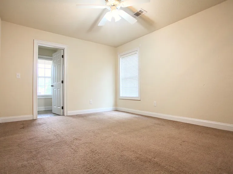 807 W Longleaf Dr #85 — Photo 9