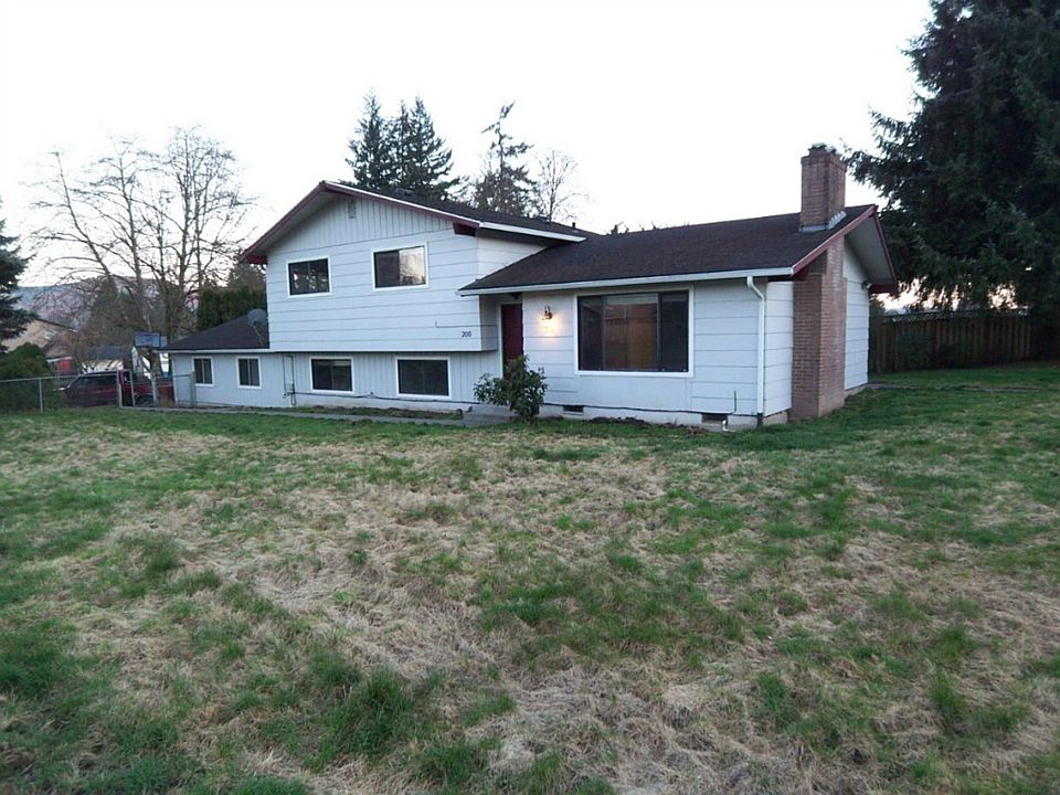 1st image of 200 Sherwood Ln