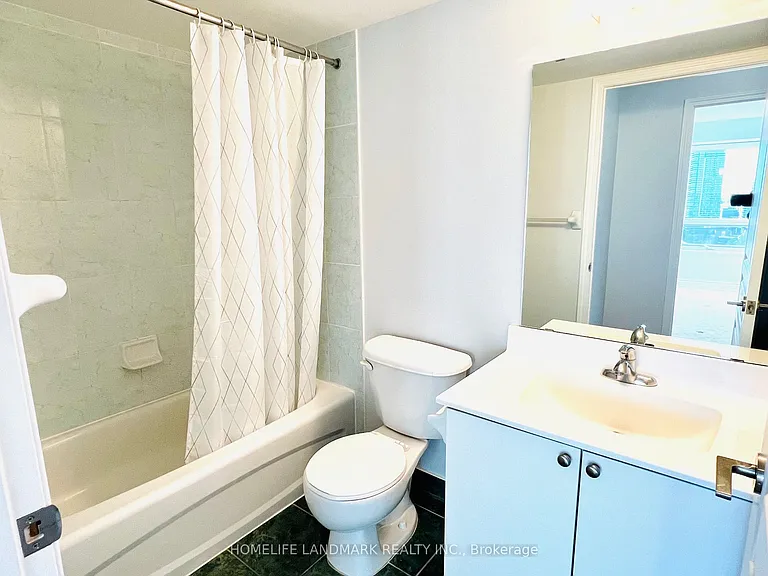 75 S Town Centre Blvd #1601 — Photo 8