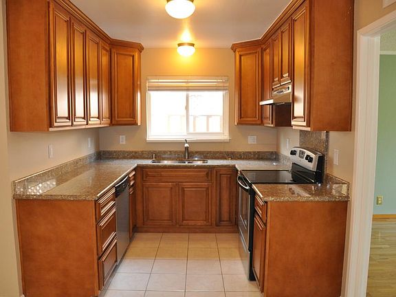 2nd image of 6111 Royal Ann Dr