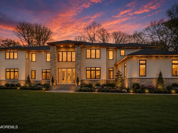 117 Parker Chase Court, Morganville, NJ 07751