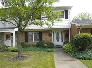 2149 Beechtree Dr, Uniontown, OH 44685