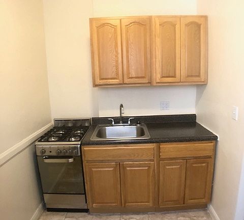 4th image of 543 Ocean Ave #27