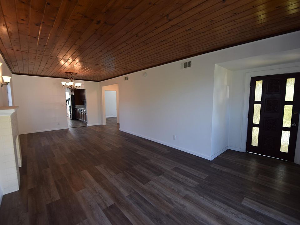 1st image of 3300 Bellevue Ave