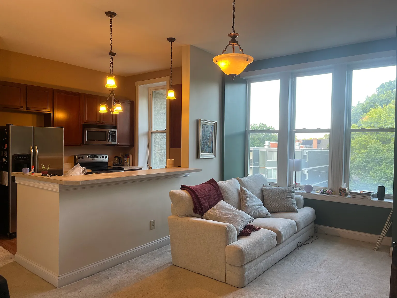 2 bed, 879 sqft, $1,800 — Photo 2