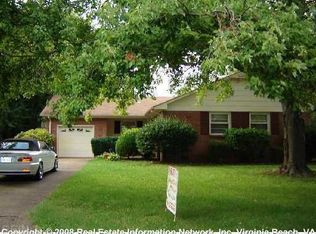 3028 Edinburgh Dr, Virginia Beach, VA 23452