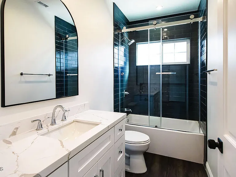 2628 Glenrose Ave — Photo 14
