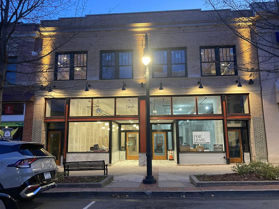 1st image of 212 S Center St #204