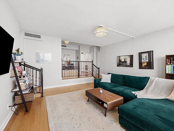 4th image of 3200 N Lake Shore Dr APT 2410
