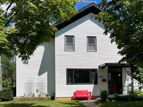203 S Garden St, Lake City, MN 55041