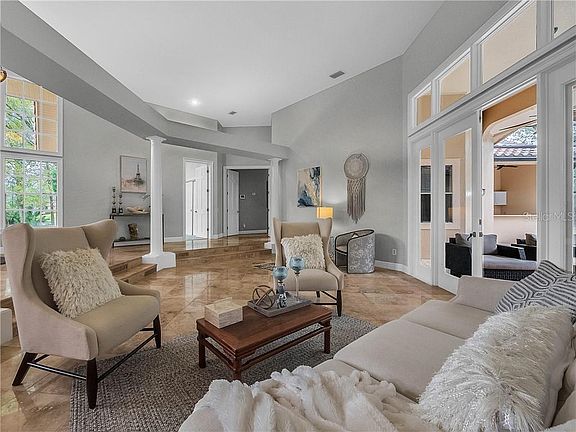 4th image of 255 Vista Oak Dr