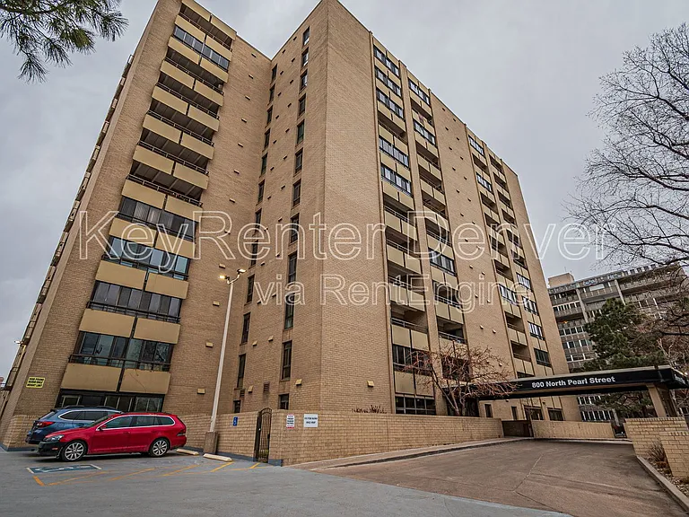 800 N Pearl St #202 — Photo 41