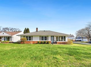 23904 Lake Rd, Bay Village, OH