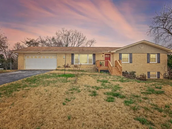 9309 Dividing Ridge Rd, Soddy Daisy, TN 37379