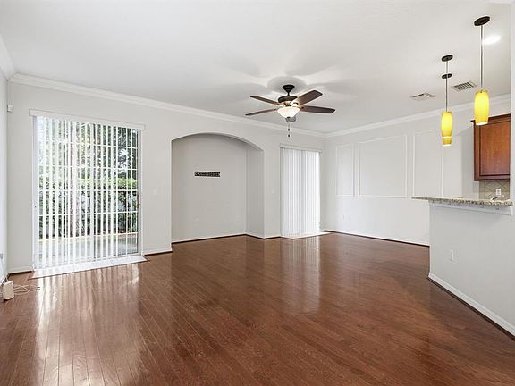3rd image of 7001 INTERBAY BOULEVARD #192
