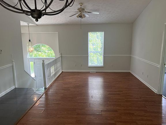 3rd image of 297 Kenway St