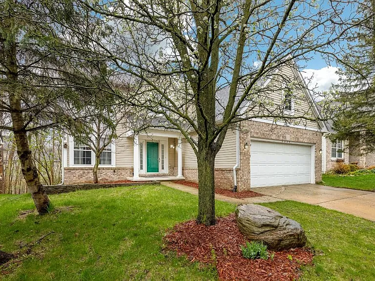 3339 Elsinore Ct — Photo 1