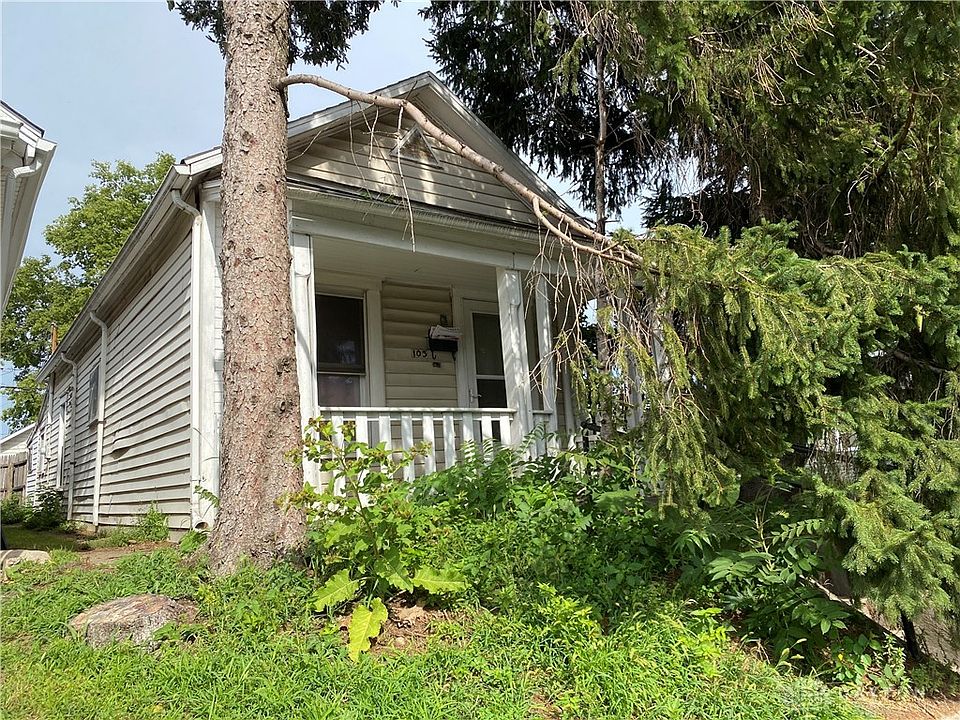 1st image of 103 N Irwin St