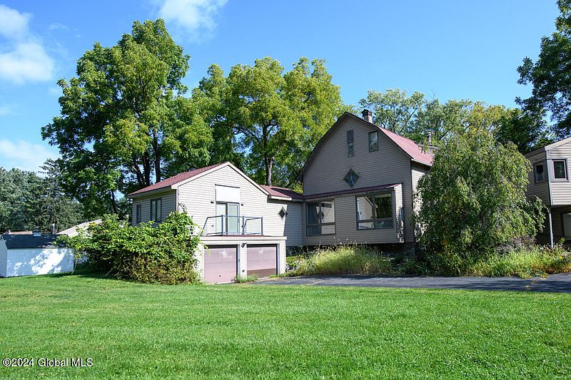 3rd image of 33 McCormack Road