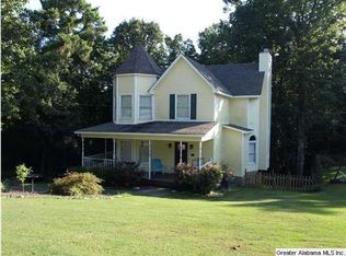 152 Twin Lakes Rd, Trussville, AL 35173