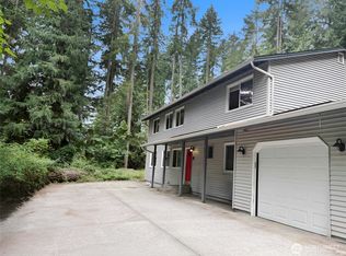 24404 SE Mirrormont Blvd, Issaquah, WA 98027