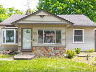 21110 Van Buren St, Southfield, MI, 48033