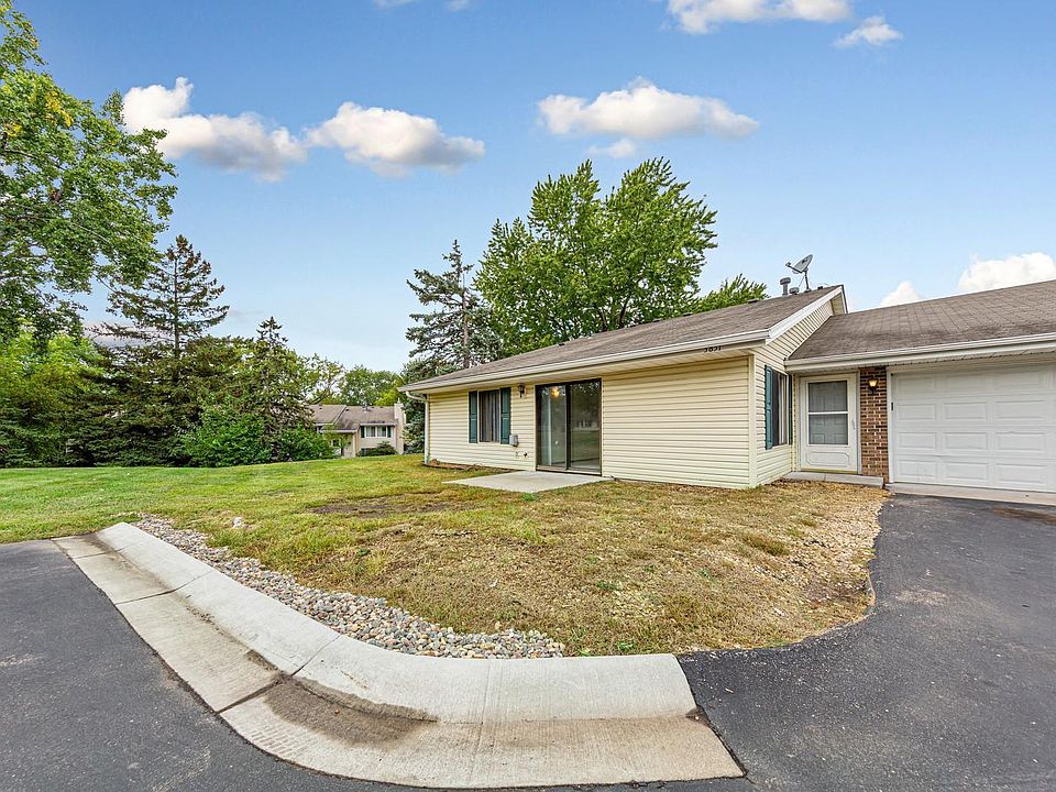 1st image of 3831 Heather Dr