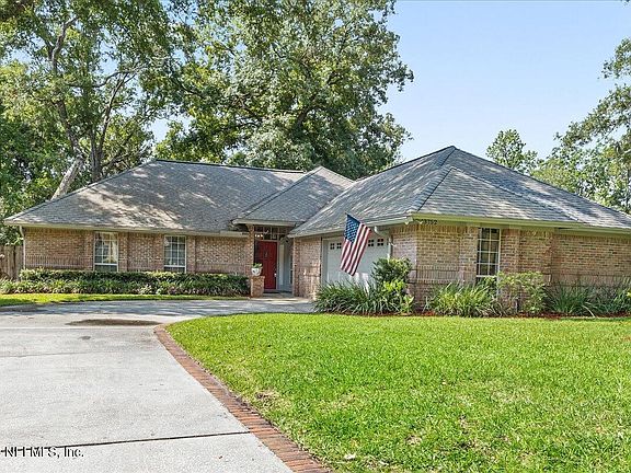 2nd image of 13752 NIGHT HAWK Court