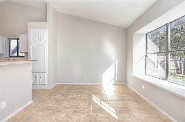 500 Bayberry Ct — Photo 9