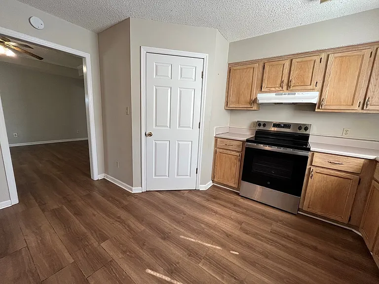 2907 Callaway Cir — Photo 6