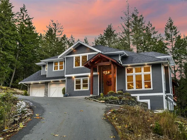 1789 York Ridge Pl, Highlands, BC V9B 6E5