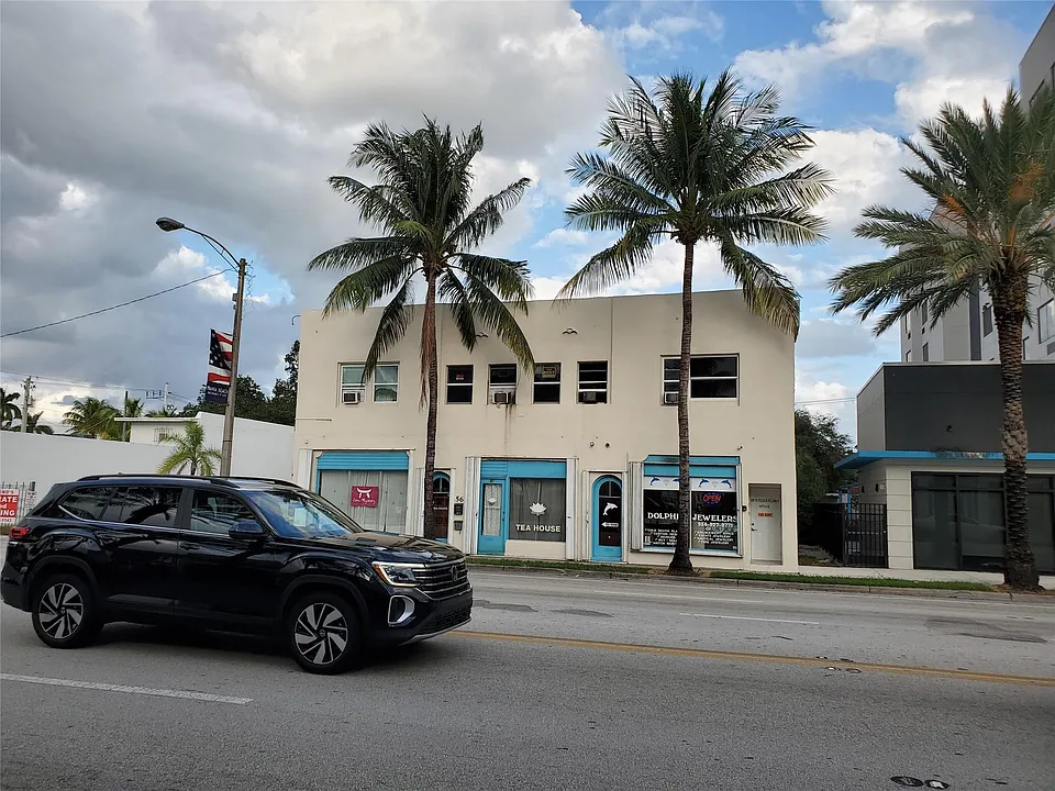50 N Federal Hwy #4