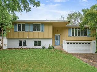 1813 Stinson Blvd, New Brighton, MN 55112