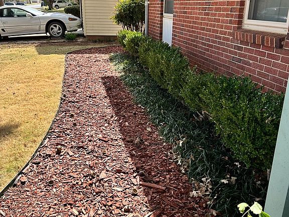 4th image of 4822 Bonny Dr