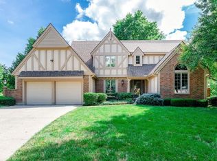 2709 W 121st Ter, Leawood, KS 66209