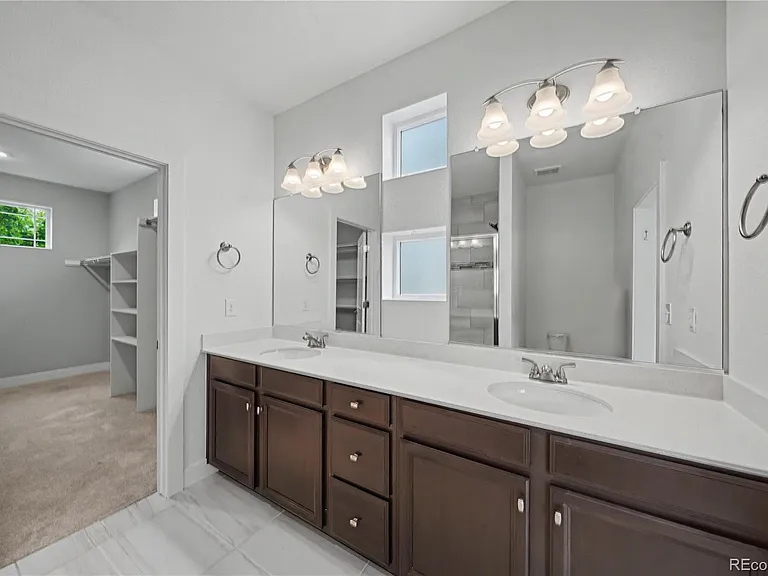 4937 S Addison Way — Photo 7