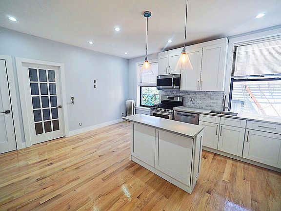 2nd image of 31-12 42nd St #5T