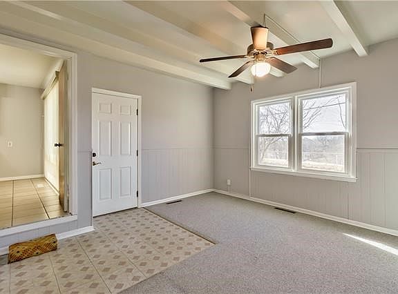 4th image of 4222 N Cypress Ave