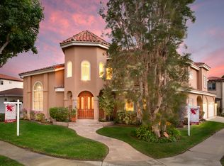 7442 W 88th Pl, Los Angeles, CA 90045