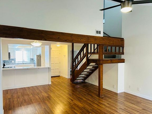 4th image of 1169 Longbranch Ave