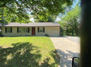 10210 Bellaire Ave, Kansas City, MO 64134